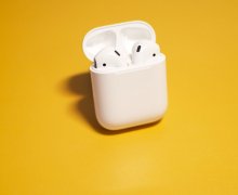 Apple AirPods